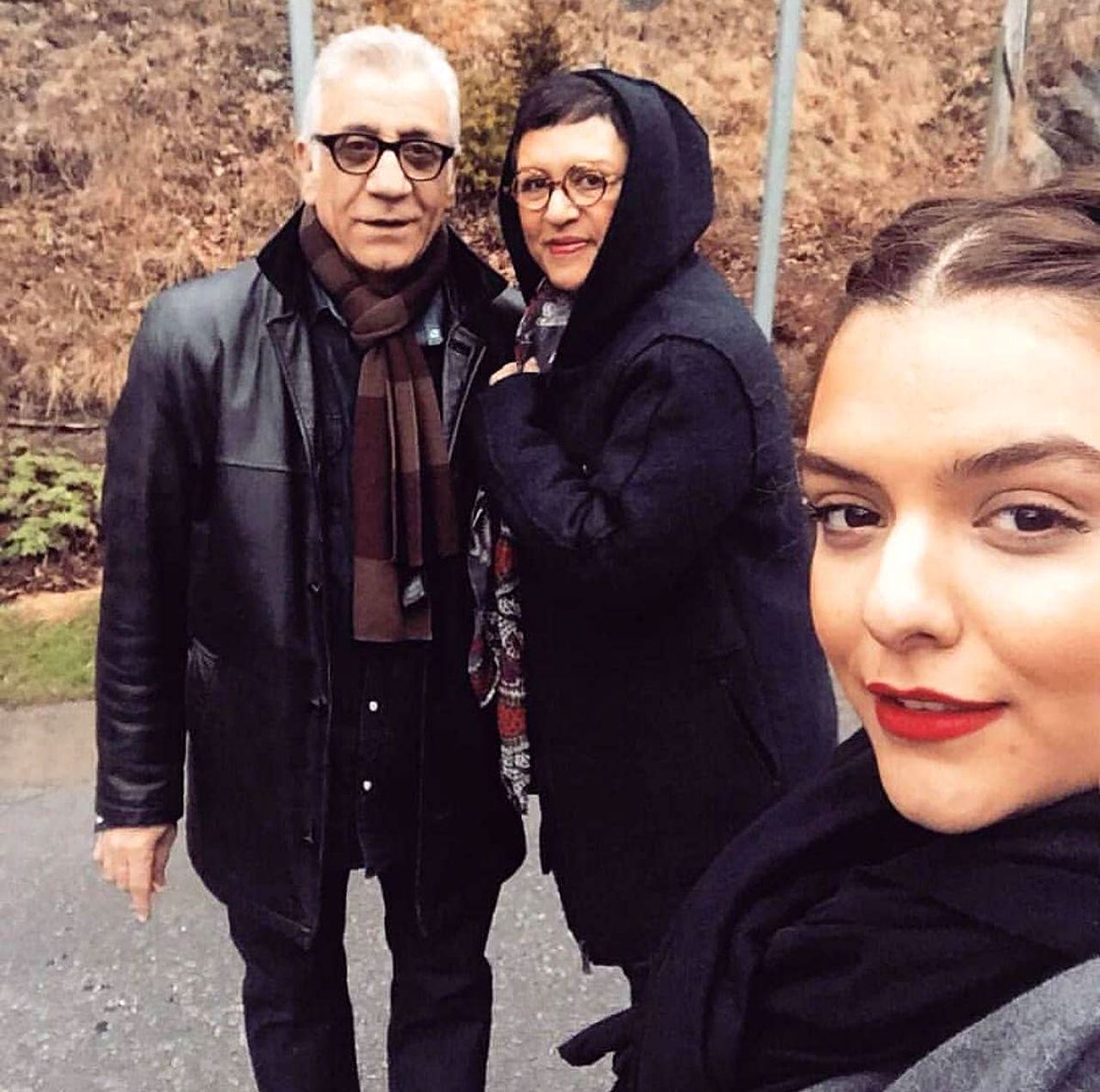 دنیا مدنی و پدر خواندش مسعود رایگان