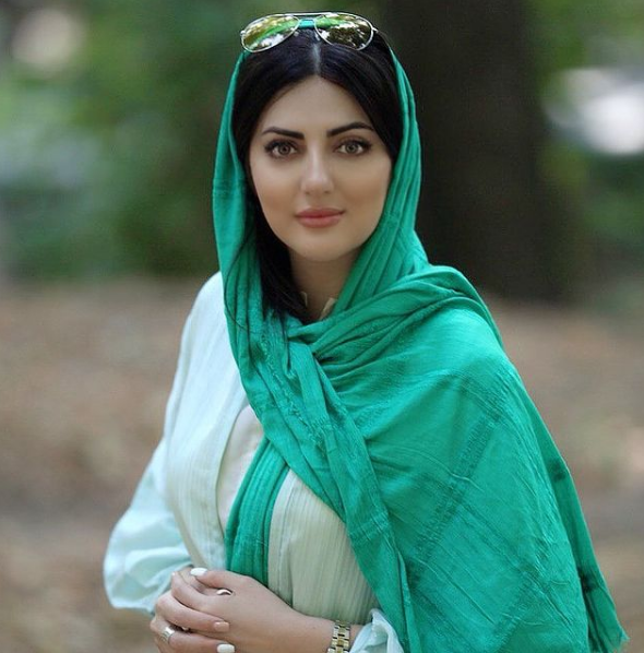 هلیا امامی