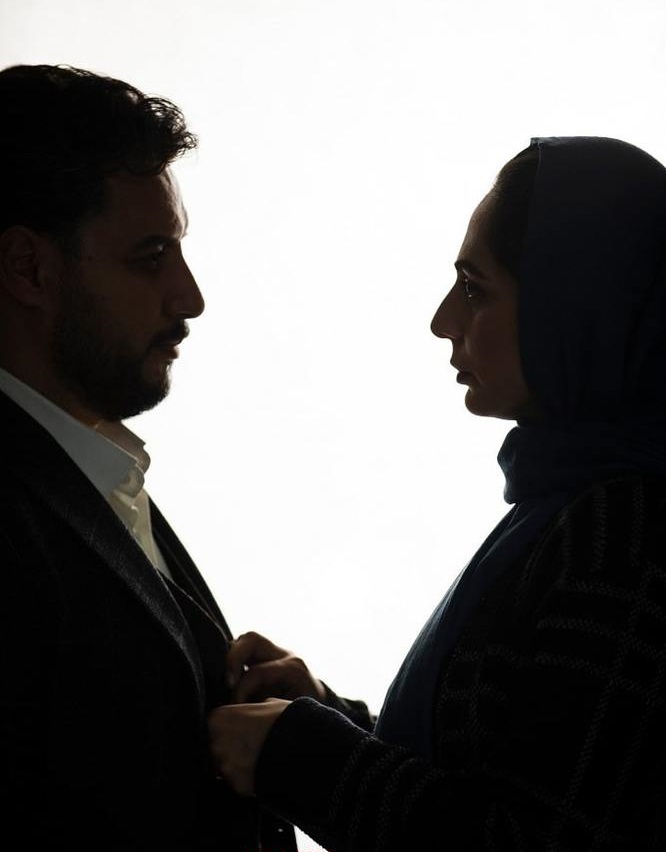 جواد عزتی و رعنا آزادی ور در زخم کاری